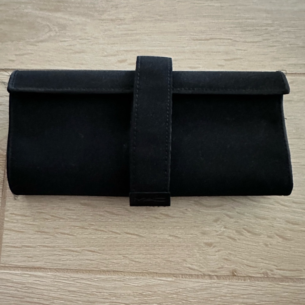 MAC Cosmetics Brush Roll